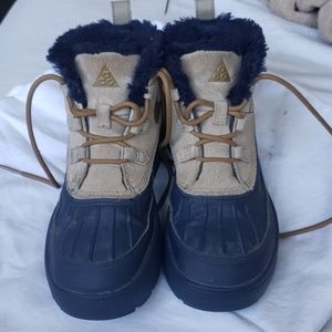 Nike, size 4.5 youth blue and tan boot.